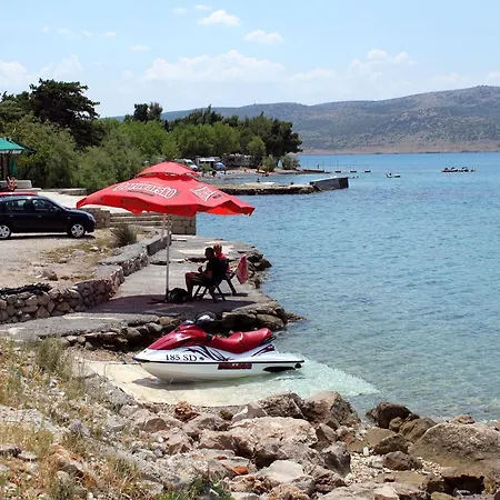 Triple Starigrad 6637f Casa de hóspedes Starigrad Paklenica